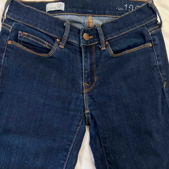 Gap dark wash skinny jeans - Picture 3 of 4